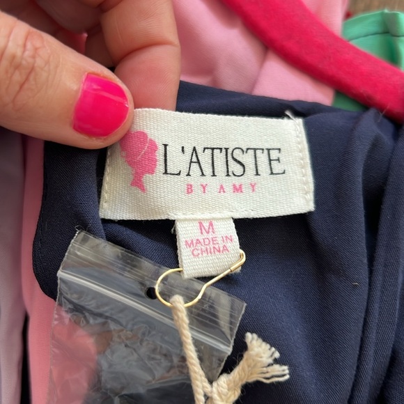 NWT Navy & Rainbow L’ATISTE Pleated Mini Dress with Rope Belt M - Picture 10 of 12